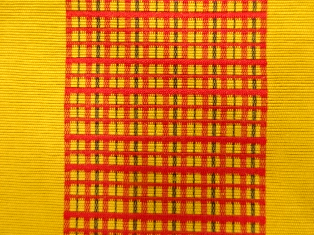  アンティーク　縞に格子模様織り出し　八寸帯地反物